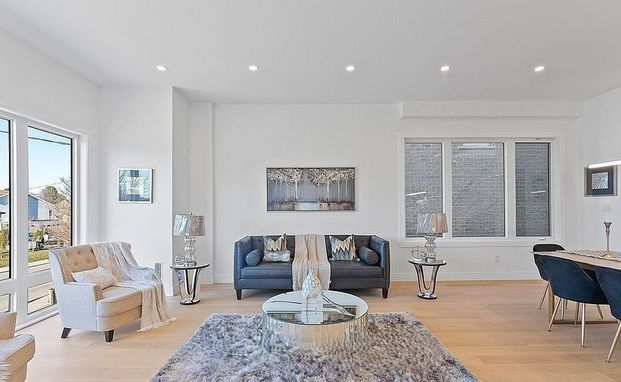 For Lease - 67 Bexhill Avenue Unit# Main & 2nd Floor, Toronto, Ontario - Photo 1