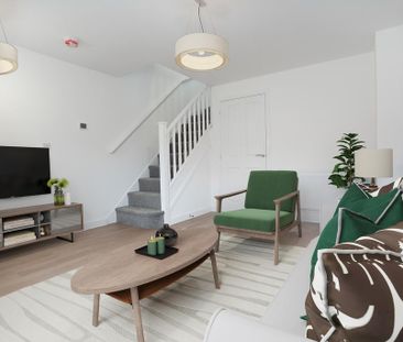 2 bedroom semi-detached house to rent - Photo 3