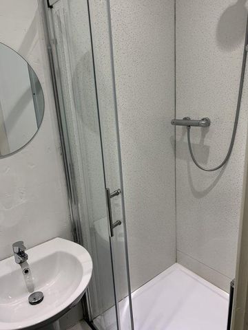2 bedroom house share to rent - Photo 4