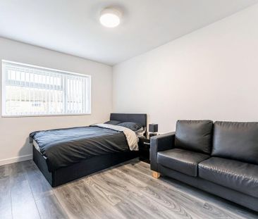 1 bedroom house of multiple occupation to rent - Photo 1