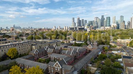 6 bedroom terraced house to rent - Photo 5