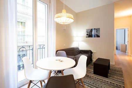 Travessia de Sant Antoni, Barcelona, Catalonia 08012 - Photo 2