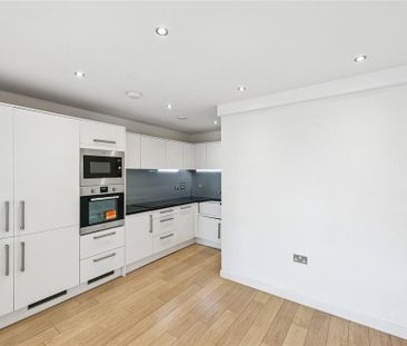 3 bedroom apartment to rent - Photo 4