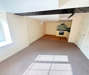 Sherborne Road, Yeovil, Somerset - Photo 2