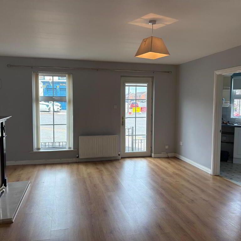 106 Mill Street, Comber, BT23 5EQ - Photo 1