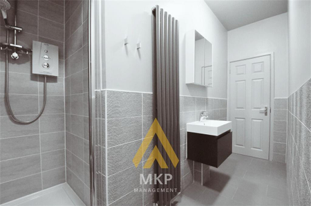 6 bedroom terraced house to rent - Photo 5