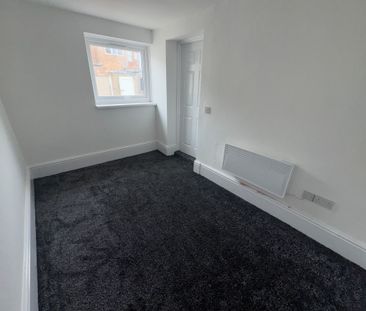 Withnell Road F2, Blackpool - Photo 4