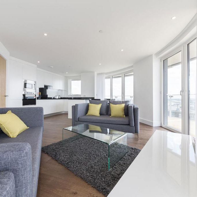 3 bedroom flat to rent - Photo 1