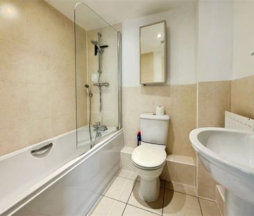 Maybury Road, Woking, Surrey, GU21 5JQ - Photo 1