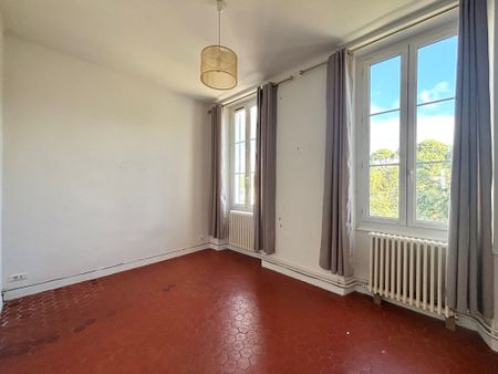 Location Appartement 3 pièces 69m² CASSIS 13260 - Photo 4