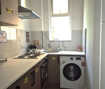 House share to rent - Photo 3