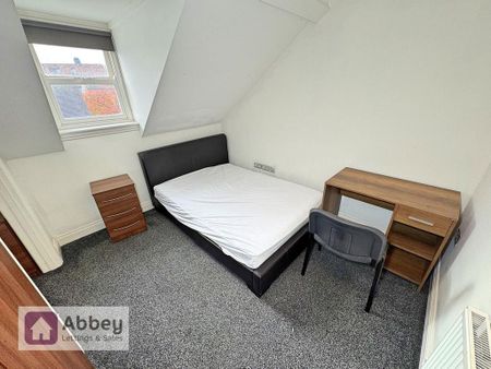 1 bedroom house of multiple occupation to rent - Photo 5