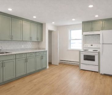 GRAND 3 1/2 À LACHUTE DISPONIBLE DÈS LE 1ER MARS 2026 - ENTIÈREMENT... - Photo 2