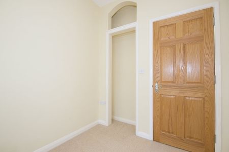 Lombard Street, Abingdon - Photo 5