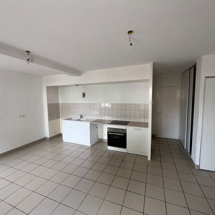 Location Appartement 2 pièces 45m² - Photo 1