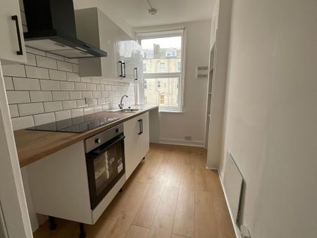 1 bedroom flat to rent - Photo 4