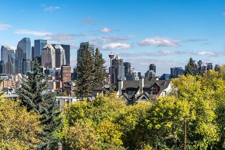 2315 15 St SW, Calgary - Photo 3