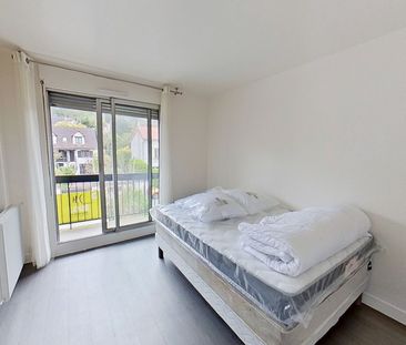 Location Appartement 4 pièces 71m² - Photo 4