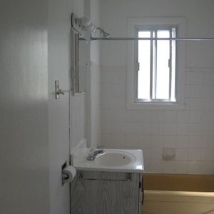 3 ½ à Louer - Photo 3