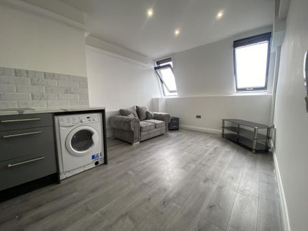 1 bedroom flat to rent - Photo 3