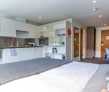 Studio to rent - Photo 6