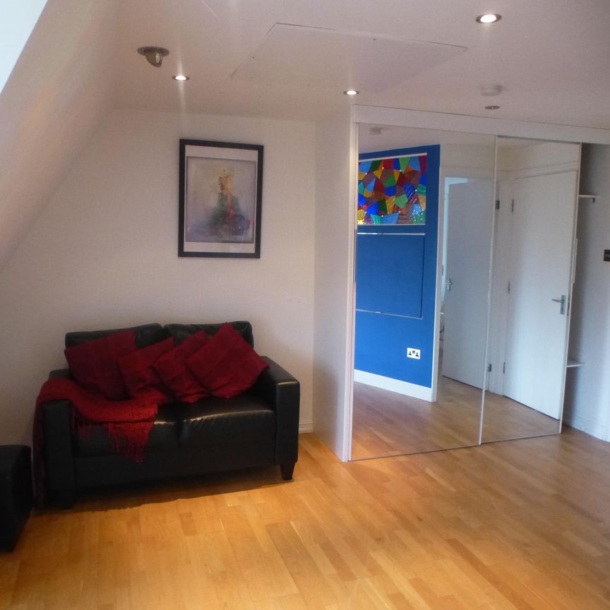 Edwin Street, Boston - Photo 1