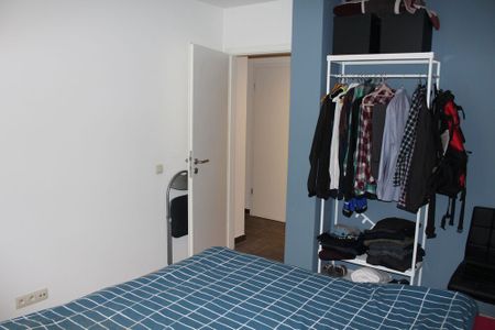 EERSTE BEZOEKDAG VOLZET! Gelijkvloers 1-slaapkamerappartement met autostaanplaats nabij centrum Zottegem - Photo 3