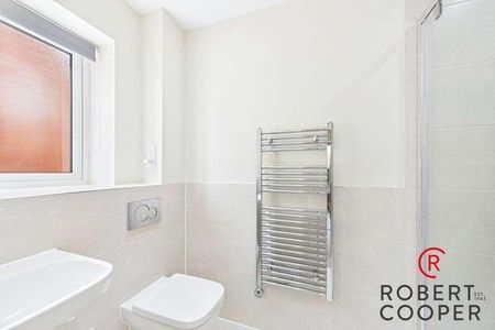 Midwinter Court, Blackmore Way, Uxbridge, UB8 - Photo 3