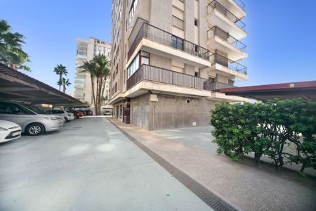 Apartamento de alquiler en Cl Gran Bretaña 3calp (alicante), -1, Playa Arenal - Bol - Photo 3