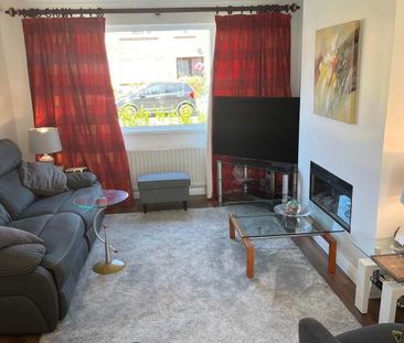 9 Prince Edward Gardens, Stranmillis, Belfast, BT9 5GD - Photo 5