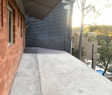 Water frontage home with water view - Photo 2