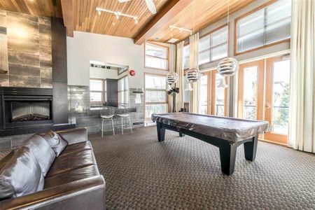 3 Bedroom Luxury Condo With Fireplace, Spa Amenities & Two Balconies - Photo 2