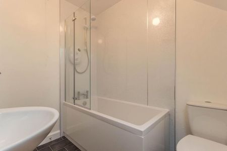 1 bedroom barn conversion to rent - Photo 4