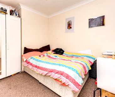 5 bedroom semi-detached house to rent - Photo 5
