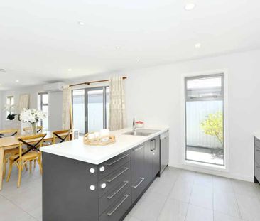 Modern, Easy-Care Living in a Great Location!! - Photo 3