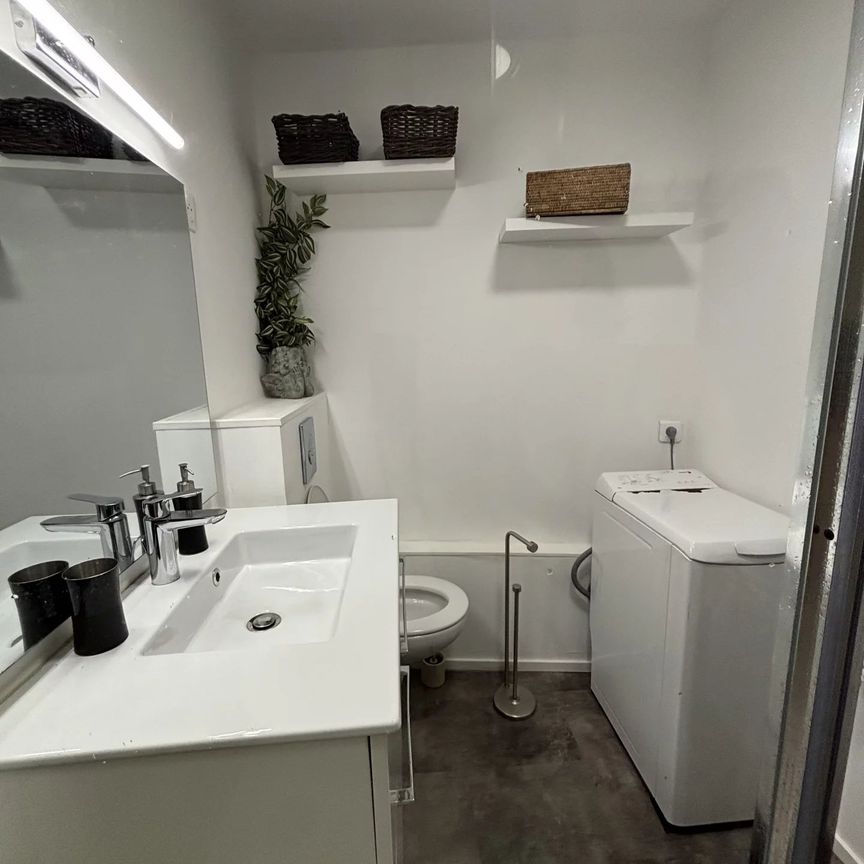 Location Appartement 1 pièce 34m² LA CIOTAT 13600 - Photo 1