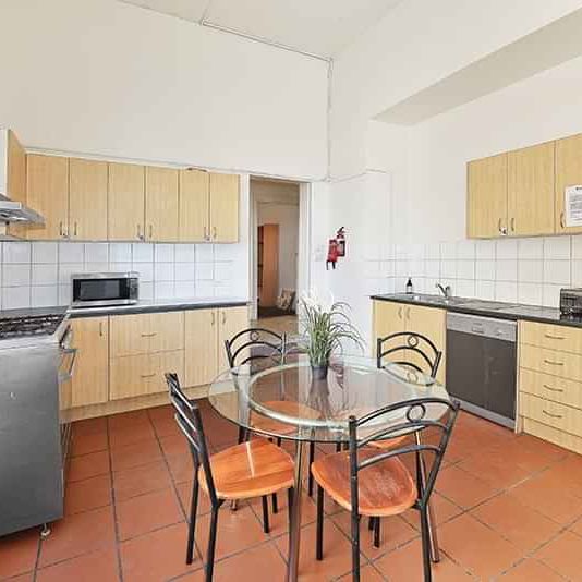 Room 2 (Non Ensuite) - Photo 1