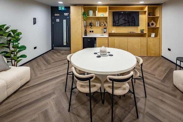 Marlstone Ave, Salford, M3 - Photo 1