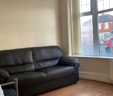 4 Bed Semi-Detached House, Mornington Crescent, M14 - Photo 2