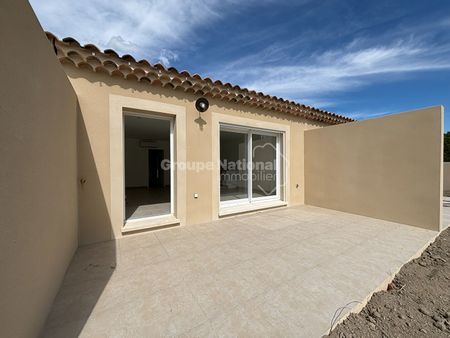 Location maison 72.89 m², Maillane 13910 Bouches-du-Rhône - Photo 4