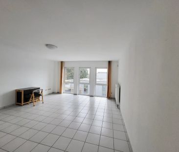 Optimal für Pendler - Helle Zweizimmerwohnung im Industriegebiet Mo... - Photo 1