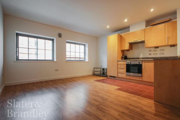 1 bedroom flat to rent - Photo 1