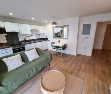 1 Bed Flat, Cornmill Lane, SE13 - Photo 2