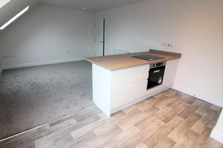 2 bedroom apartment to rent - Photo 3