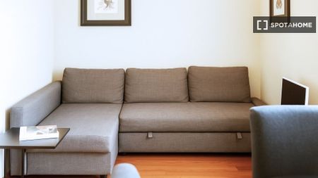 milan, Lombardy 20154 - Photo 3