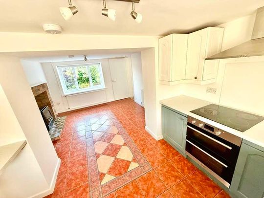 Yew Tree Farm, Whitelye, Catbrook, Chepstow, NP16 - Photo 1