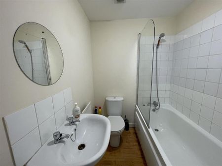 Studio to rent - Photo 5