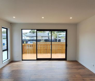 Brand new over the Shore. - Photo 1