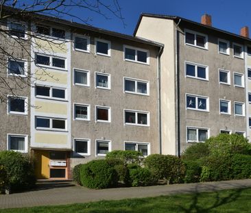 Schöne 3-Zimmer-Wohnung auf dem Laagberg // 2.OG links - Photo 2