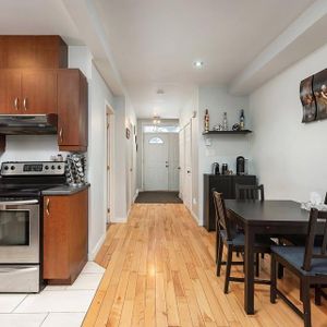 Montréal 4 1/2 Appartement à Louer (CESSION DE BAIL) - Photo 2